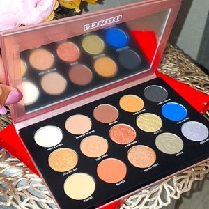 ONE/SIZE by Patrick Starrr
PATRICK STARRR Visionar